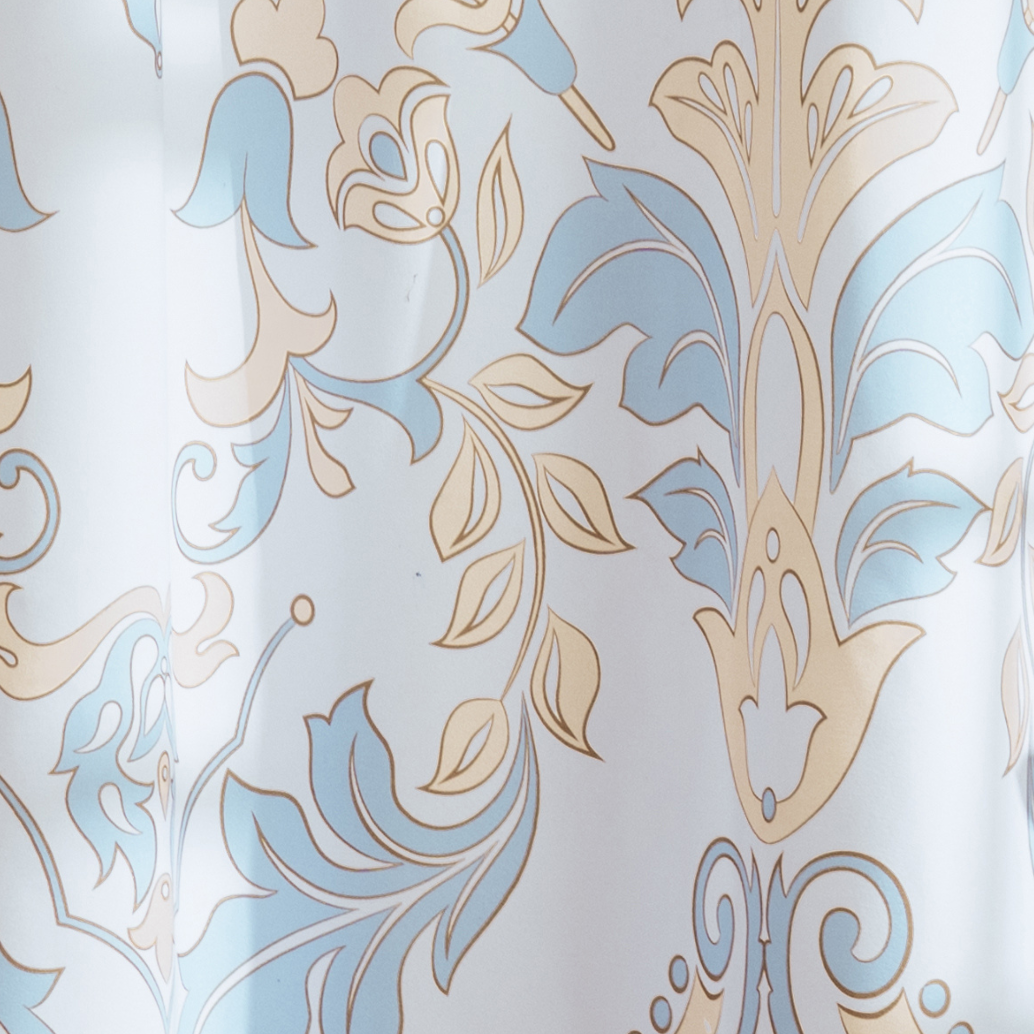 Upper hem of the toile panel with its reinforced hanging eyelets